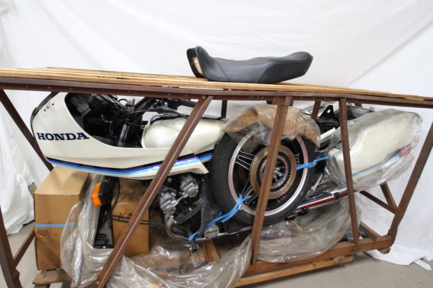 Honda CBX1000 in crate